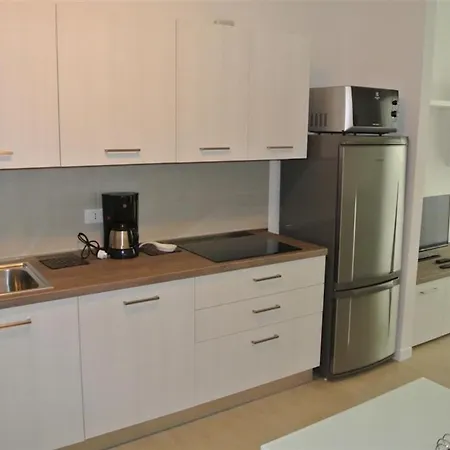 Comfortable Flat With Spacious Terrace Διαμέρισμα *