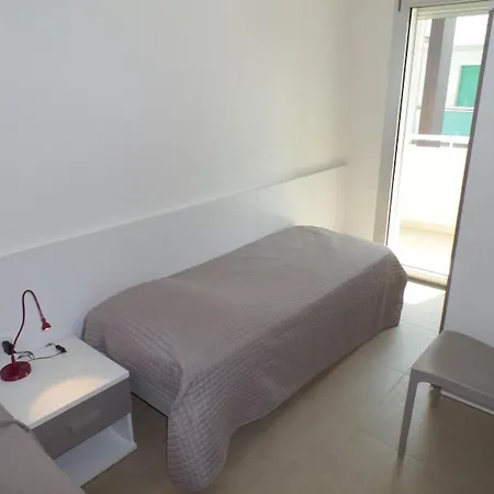 Διαμέρισμα Comfortable Flat With Spacious Terrace *
